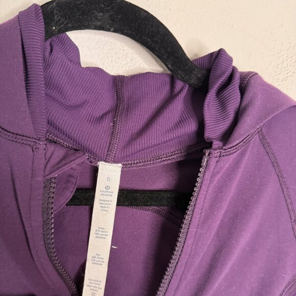 Lululemon Women's 6 Purple Daily Practice‎ Zip Up Hooded Jacket Yoga Workout - Picture 4 of 5